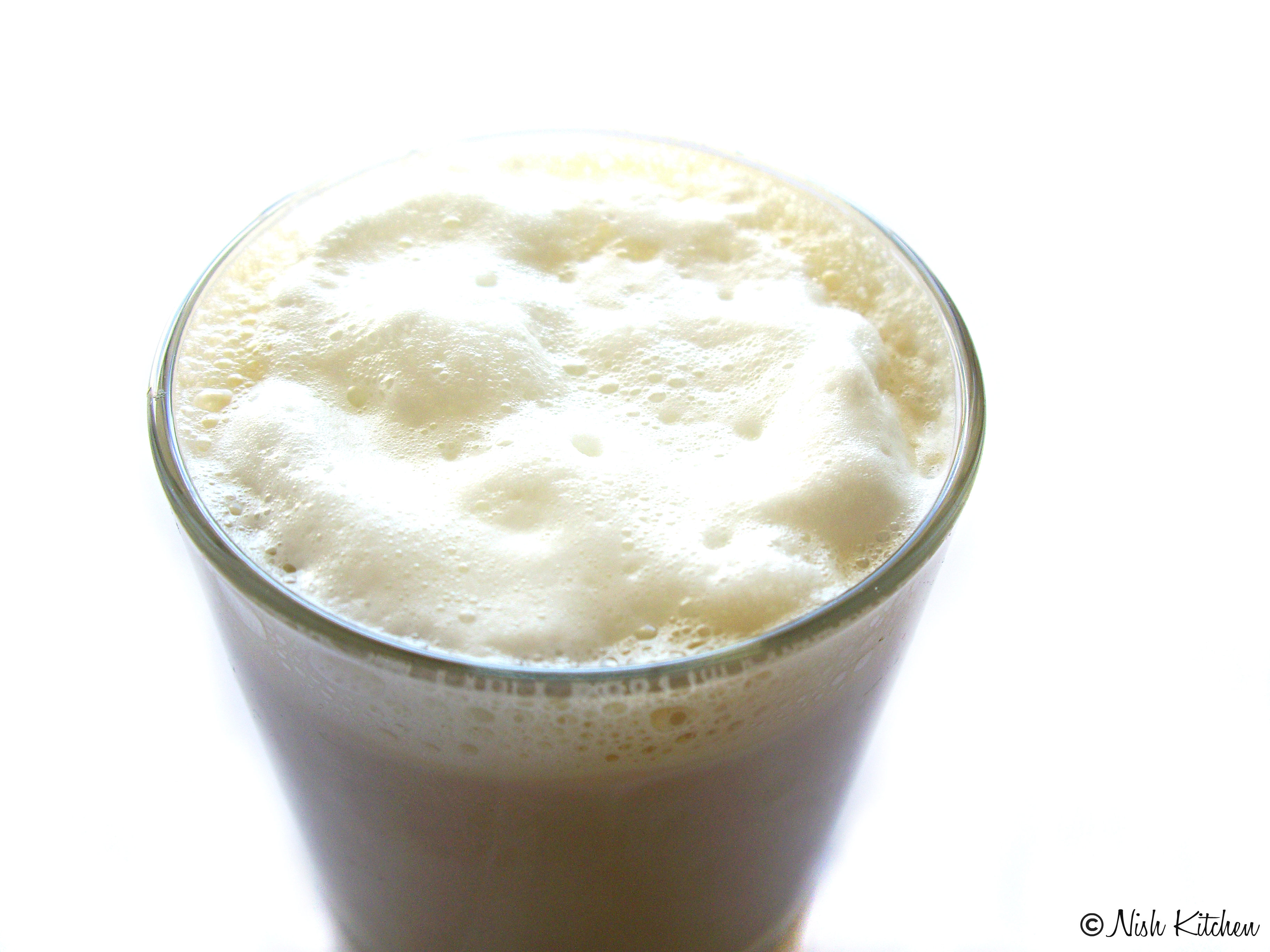 8 Ways to Froth Milk Without an Espresso Machine