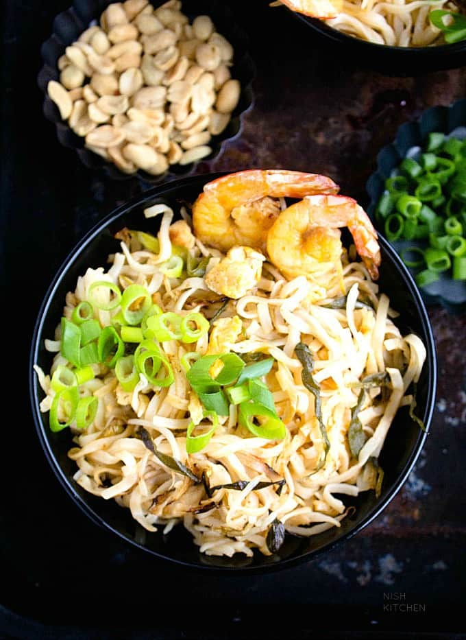 easy pad thai with chicken