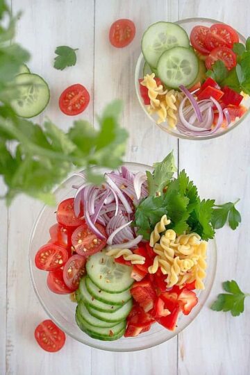 spicy pasta salad with balsamic vinaigrette recipe video