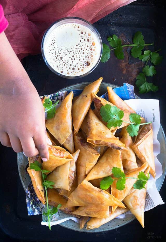 Butter Chicken Samosa 