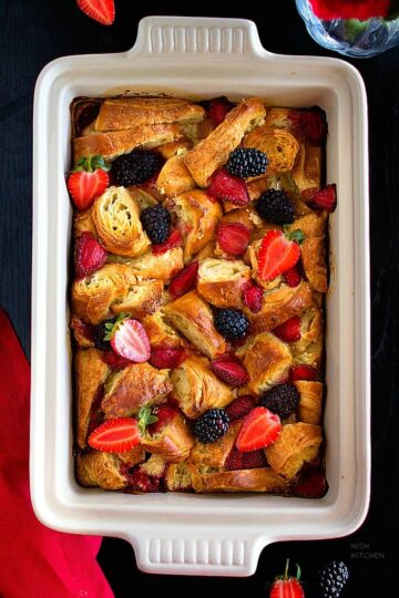 Sweet croissant breakfast casserole recipe video