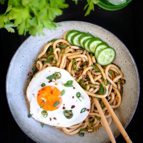 Five spice garlic chili oil noodles recipe video