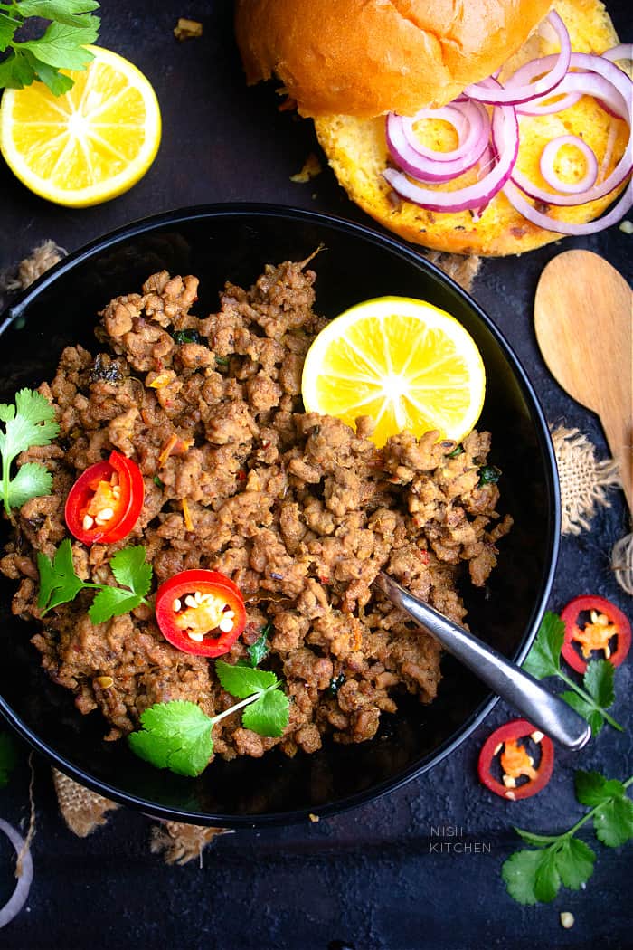 Mumbai style keema with pav recipe