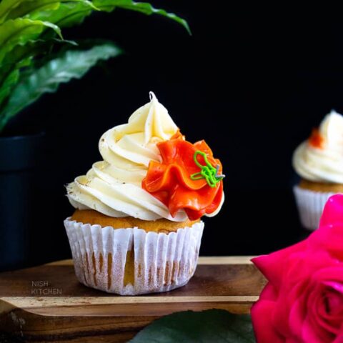 Pumpkin cupcakes with cream cheese frosting recipe video