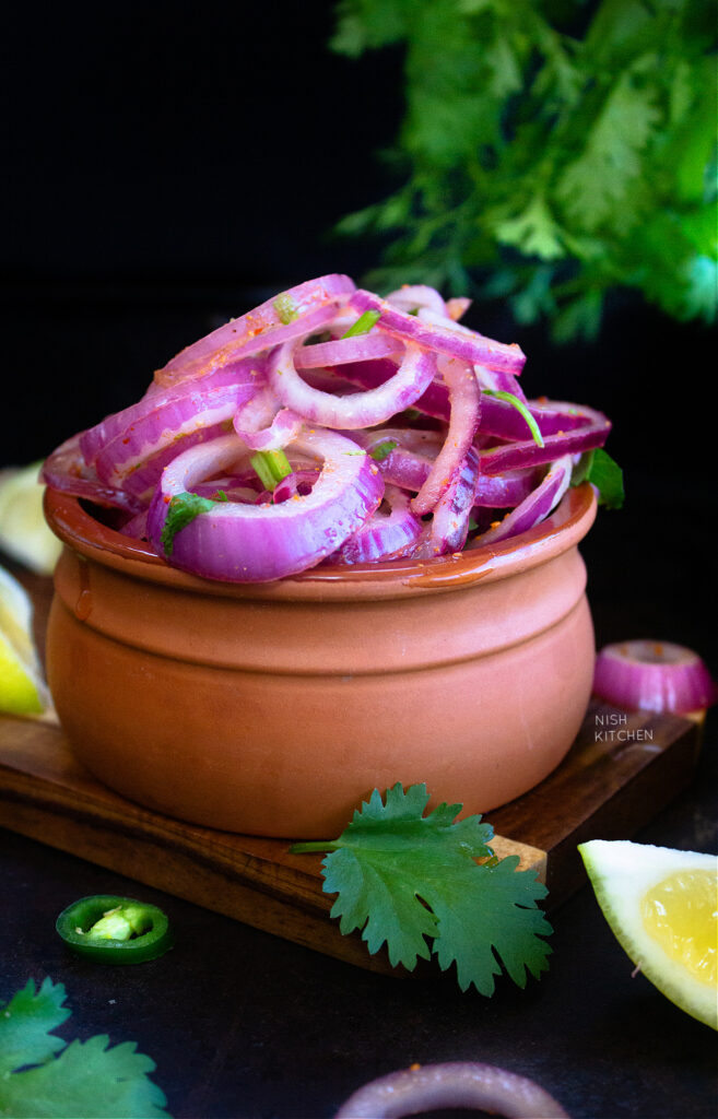 Spicy onion salad recipe