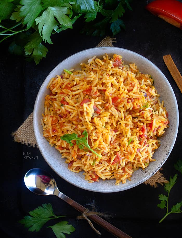 easy rice with tomatoes recipe