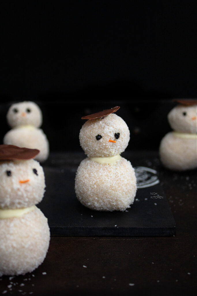 Snowman truffles recipe