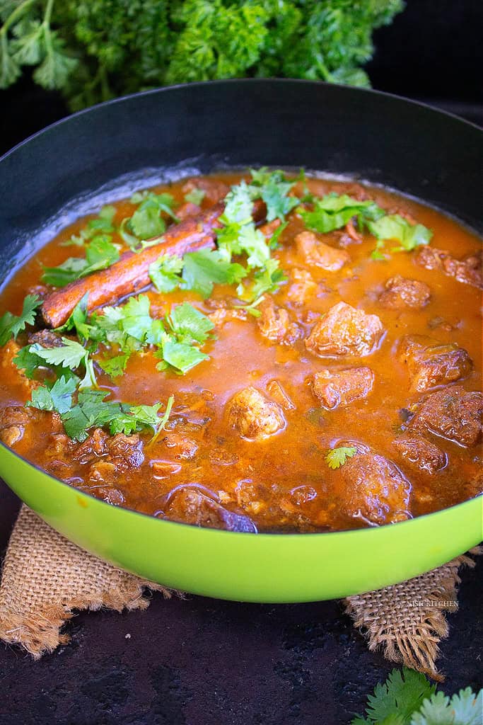 Slow cooker Indian beef curry recipe