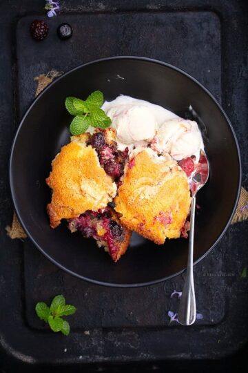 Easy mixed berry cobbler recipe video