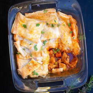 Butter chicken pie recipe video