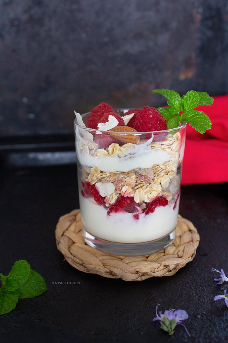 greek yogurt parfait